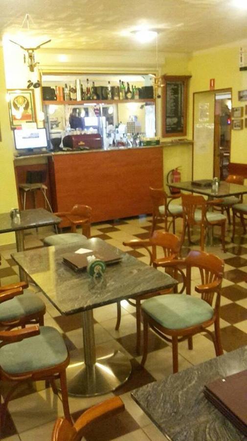 Grill Terasz Etterem Es Szallashely Mezokovesd ภายนอก รูปภาพ