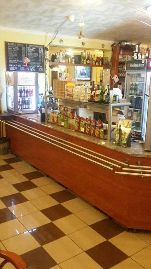 Grill Terasz Etterem Es Szallashely Mezokovesd ภายนอก รูปภาพ